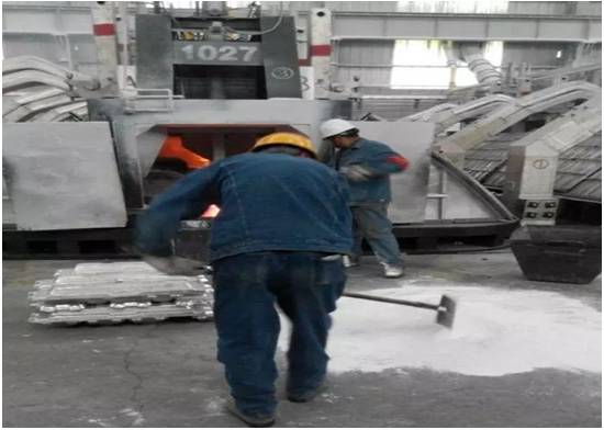 加強(qiáng)法治觀念、保障安全生產(chǎn)  嚴(yán)抓細(xì)管助推電解鋁安全生產(chǎn)新局面