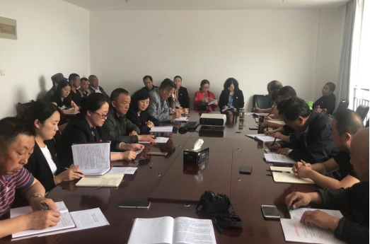 物產(chǎn)配送公司所屬黨支部召開&ldquo;不忘初心、牢記使命&rdquo;主題教育專題研討會(huì)